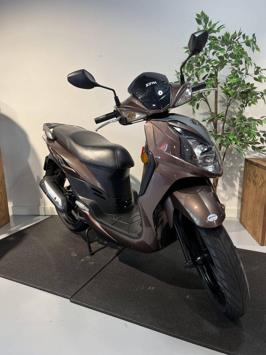 Sym Symphony SR