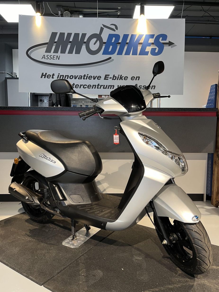 Peugeot Kisbee grijs
