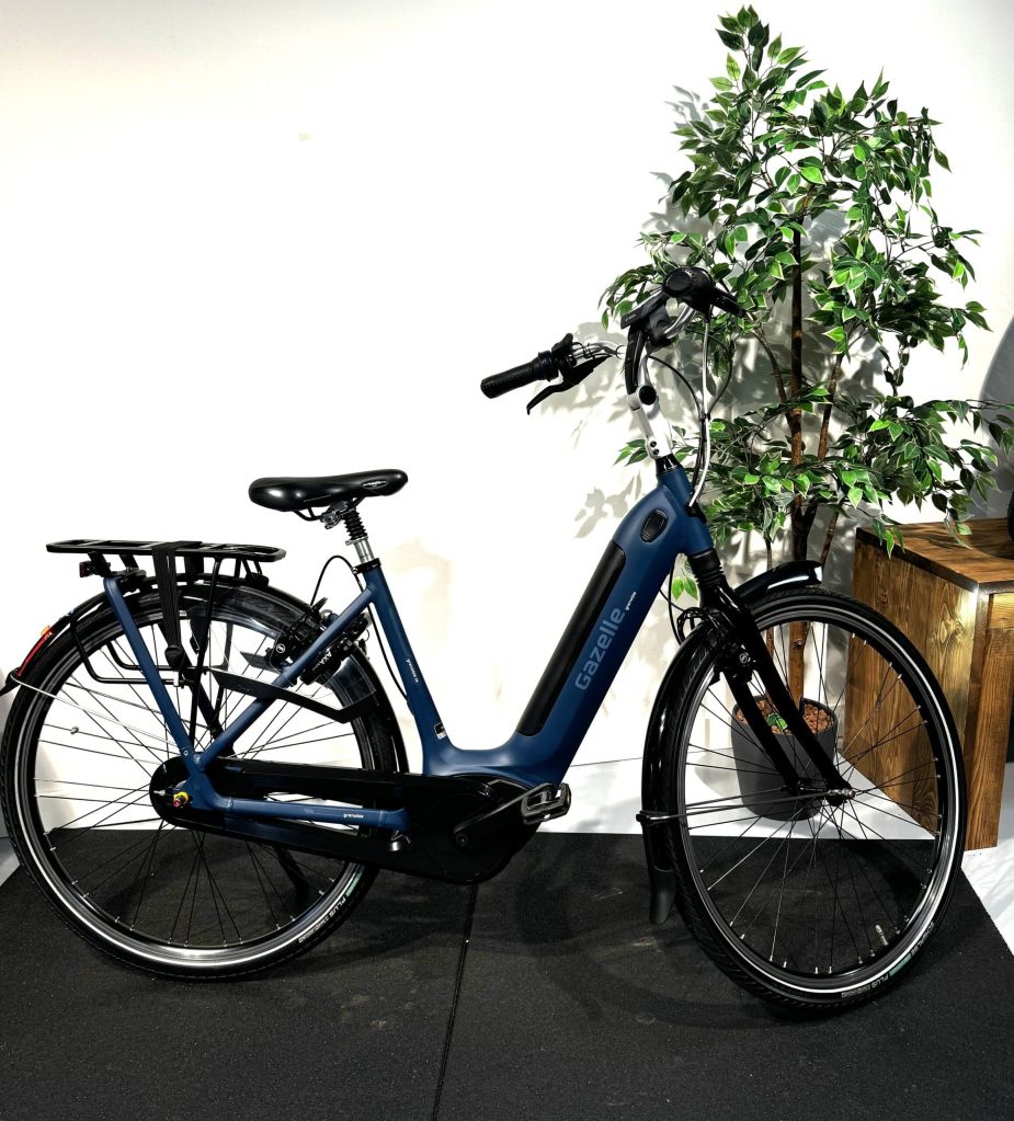 Gazelle Grenoble C8 HMB